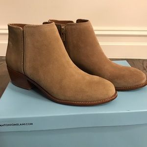 Antonio Melani Suede booties